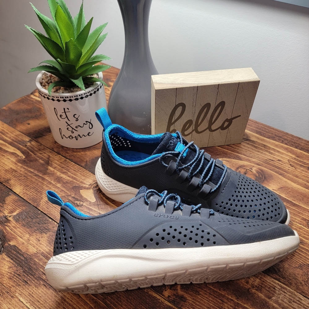 Boys Crocs Lite Ride Pacer Slip On Sneakers